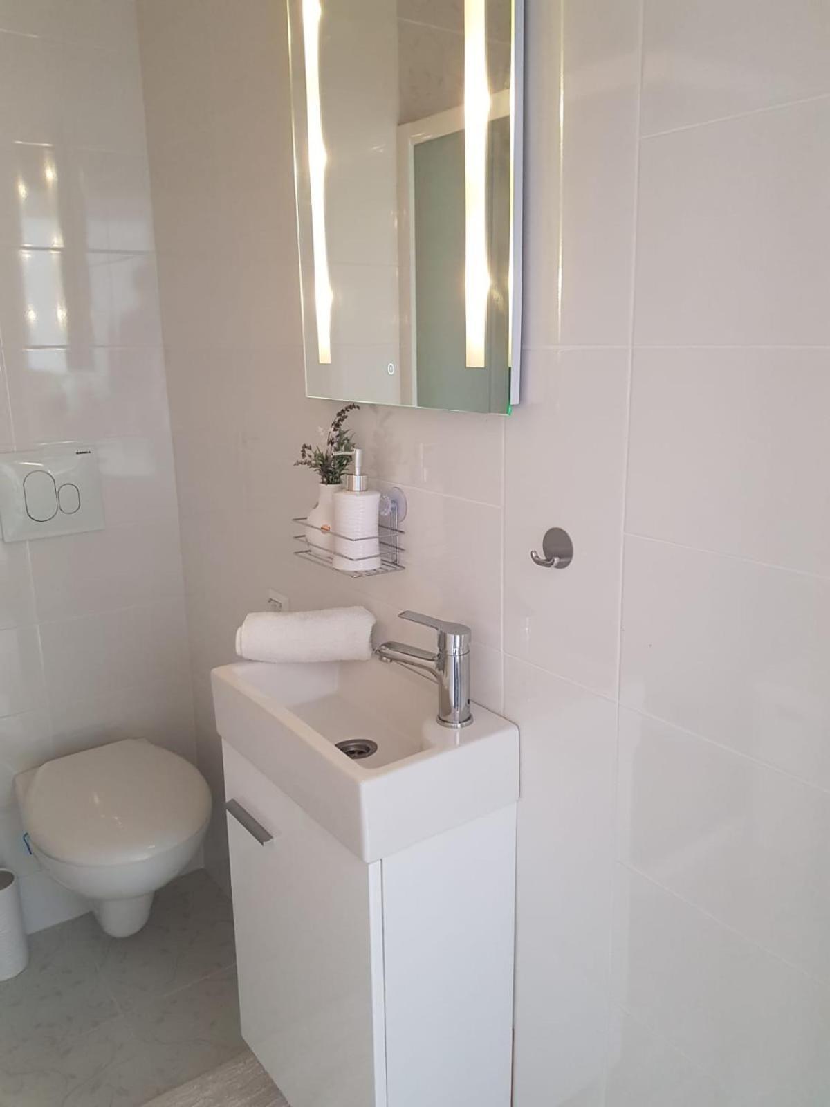 Apartman Kristina - Self Check In & Check Out Otocac Exterior photo